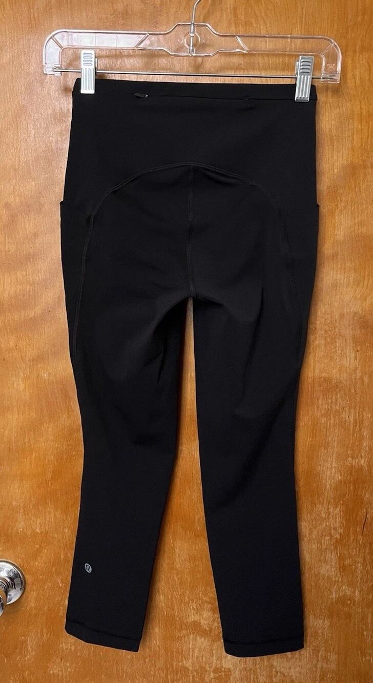 Lululemon Swift Speed High Rise Crop Running Tights 21” Black Reflective Sz 2